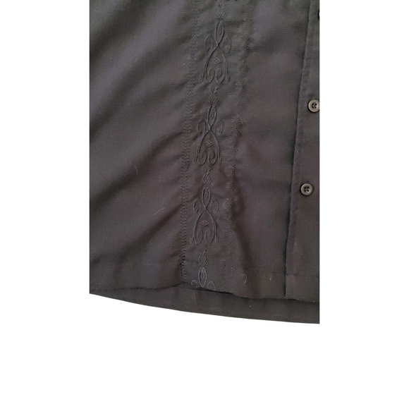 Denver Hayes Black Embroidered Casual Button Down Shirt - Picture 6 of 6